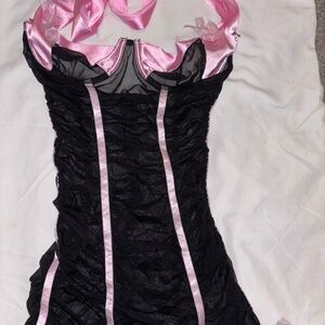 Elegant Black and Pink Lingerie Set